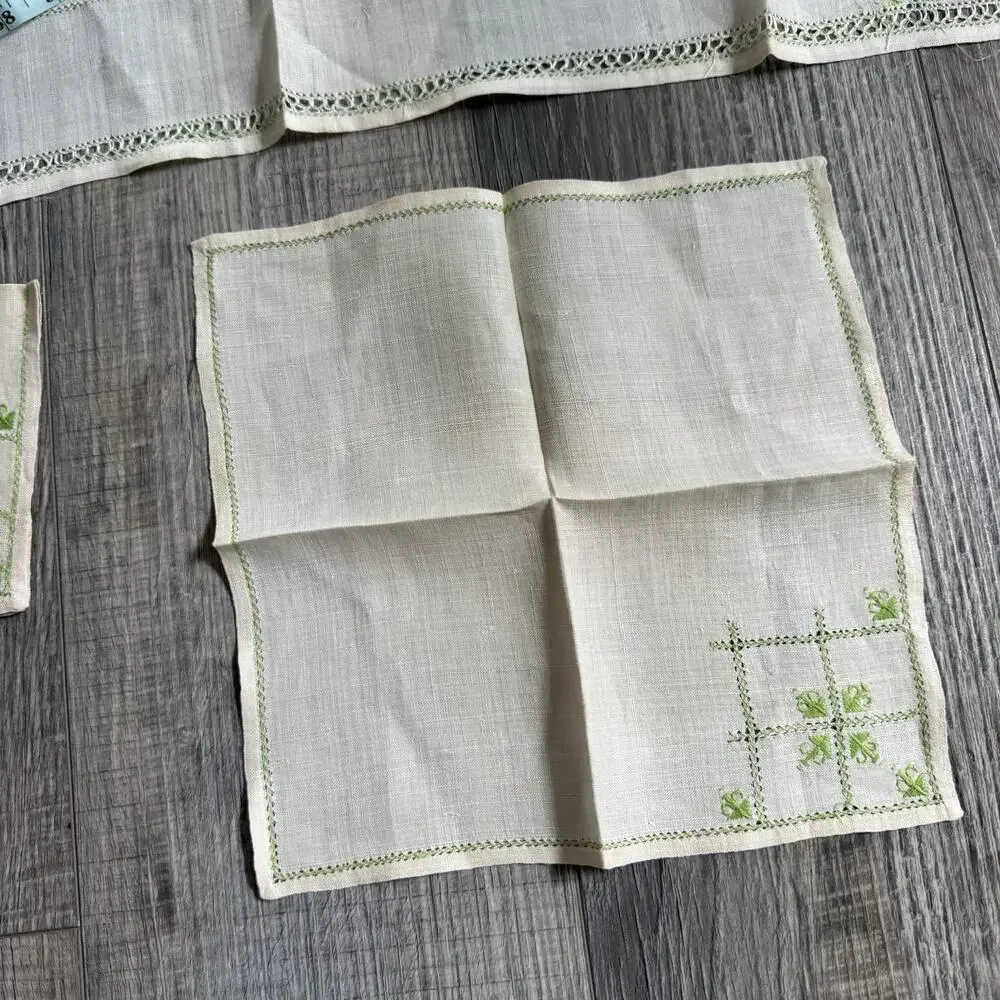 VTG 5 Piece Linen Set Square Tea Tablecloth 4 Napkins Hand Embroidery Lace Trim